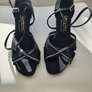 Chic Black Ballroom Dance Shoes